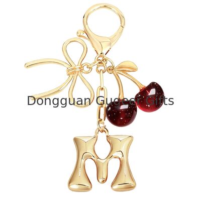 GUGEER Cherry Keychain Cute Bag Charm Mujeres llavero de cuero llaves de coche regalo día de la madre cumpleaños bolso de San Valentín accesorio