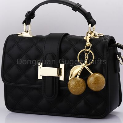 Colgante de bolso con llavero de cereza GUGEER para bolsos – Lindo accesorio de llavero para mujer, dijes de bolso de moda para llaves de coche