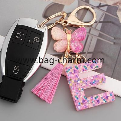 GUGEER Bonitos llaveros rosados para mujeres Chicas, llaveros de letras iniciales con llave, encantos para llaves Bolso de mano Mochilas